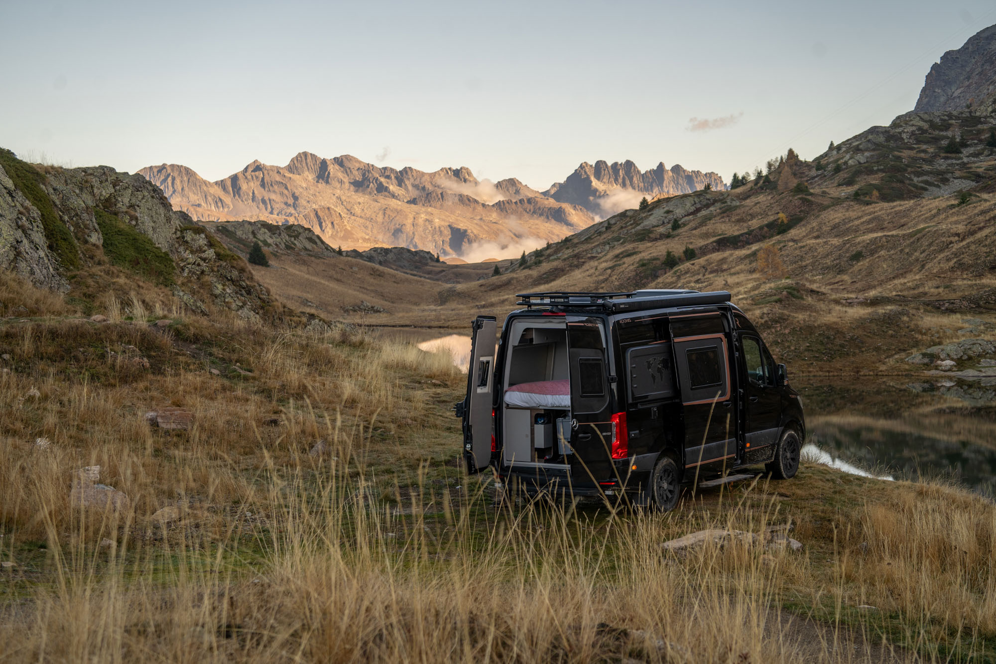 Off-Grid Freedom: The Essential Guide to Wild Camping Etiquette